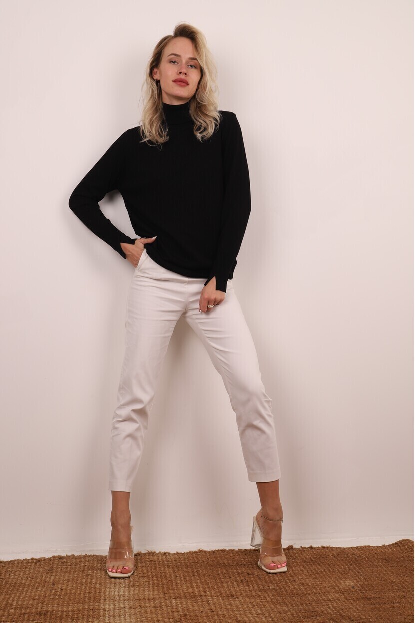 DİK YAKA BASIC TRİKO KAZAK