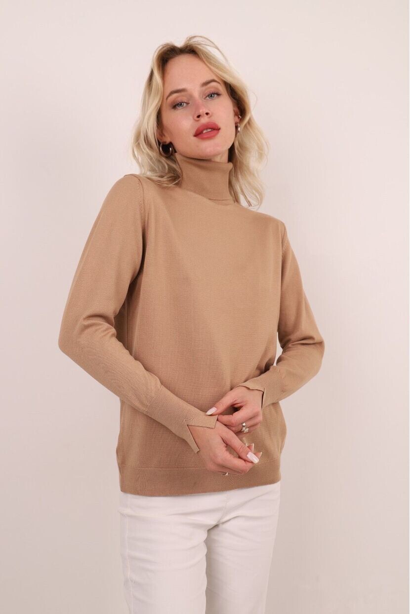 DİK YAKA BASIC TRİKO KAZAK