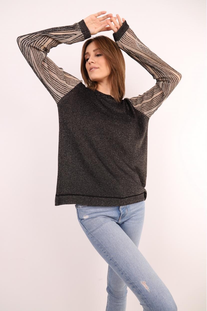 Siyah Kolları Transparan Detaylı 