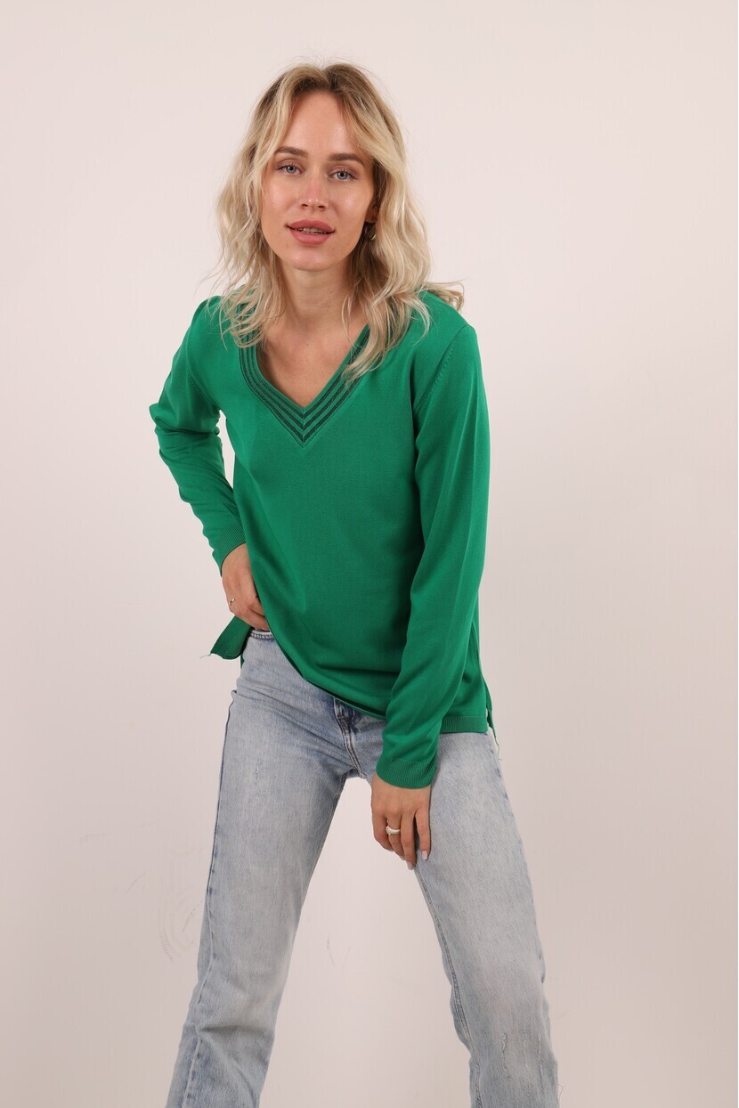 V Yaka Sim Detaylı Triko