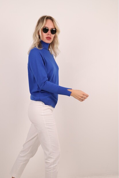 DİK YAKA BASIC TRİKO KAZAK