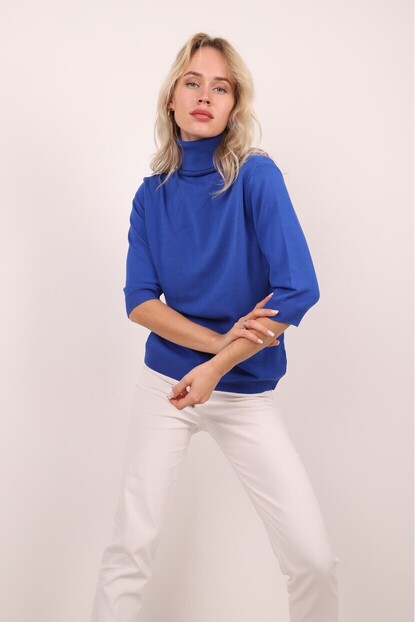 DİK YAKA ÖRGÜ KAZAK