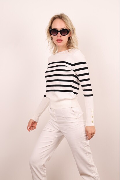 KOL DÜĞMELİ ÇİZGİLİ TRİKO