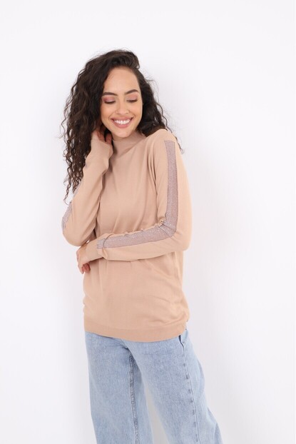 Kol Sim Detaylı Triko