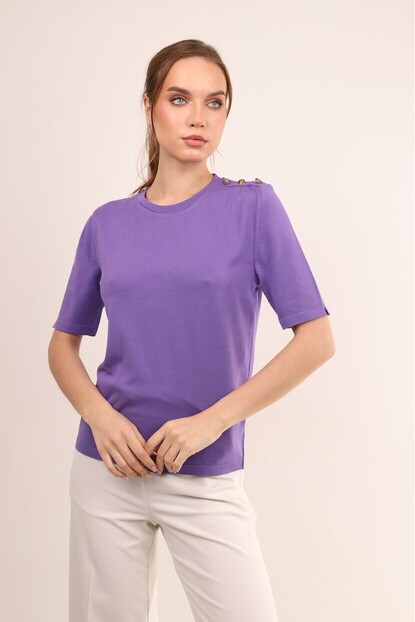 OMUZ DÜĞMELİ TRİKO