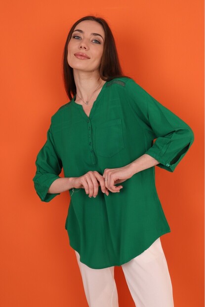 Omuz Sim Detaylı Gömlek
