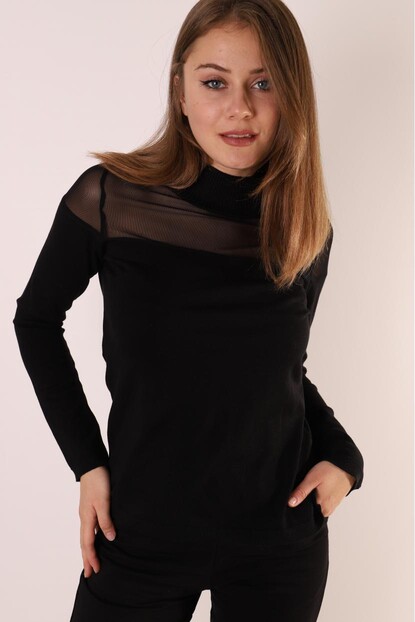 Önü Tül Detaylı Triko