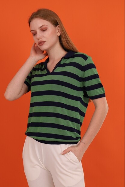 Polo Yaka Kalın Çizgili Triko