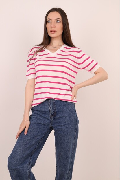 V Yaka Çizgili Triko
