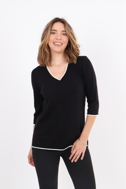 V Yaka Detaylı Triko