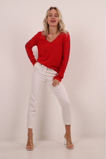 V Yaka Kare Kol Triko