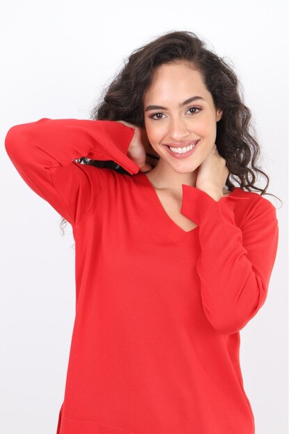 V Yaka Kırmızı Triko