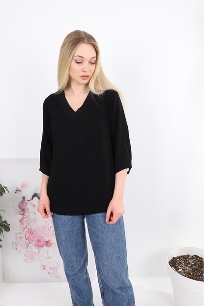V Yaka Sim Detaylı Bluz