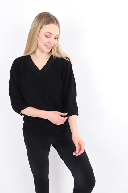 V Yaka Sim Detaylı Bluz