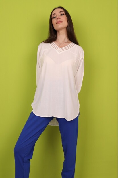 V Yaka Sim Detaylı Bluz