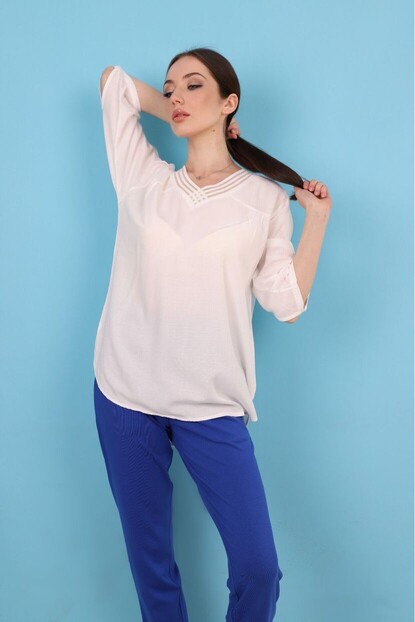 V Yaka Sim Detaylı Bluz