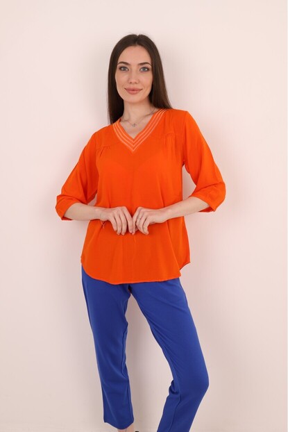 V Yaka Sim Detaylı Bluz 