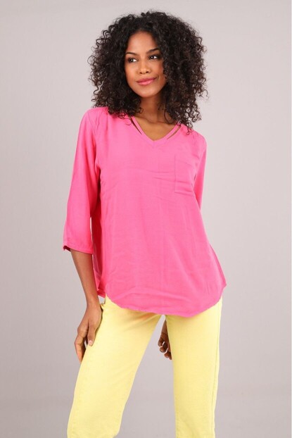 Yaka Detaylı Gömlek 