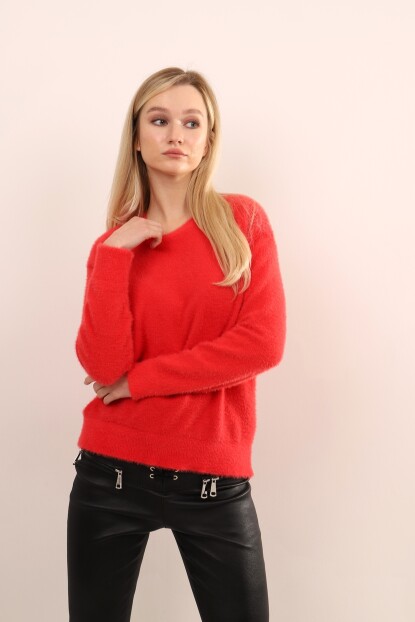 YUMUŞAK DOKULU KAZAK